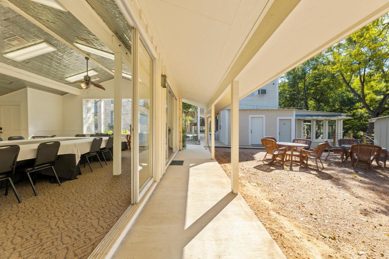 קומפורט The Meyer Hotel מראה חיצוני תמונה