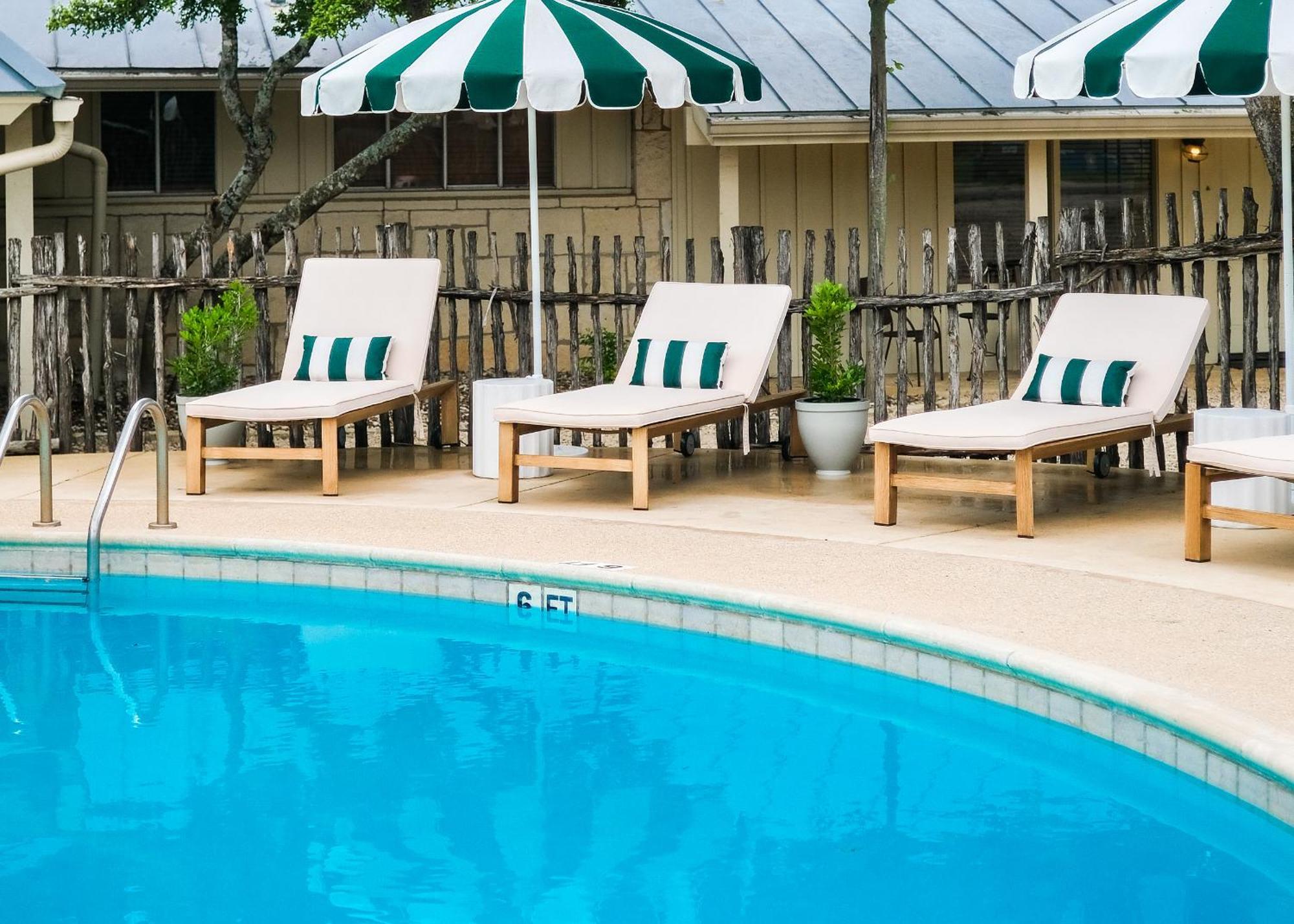 קומפורט The Meyer Hotel מראה חיצוני תמונה